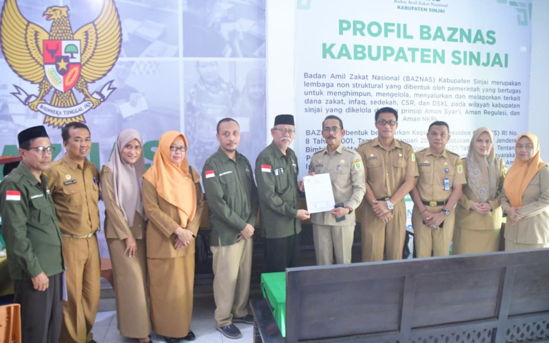 Tunaikan Zakat Fitrah, Sekda Sinjai Ajak Seluruh ASN Salurkan Zakat Melalui BAZNAS 