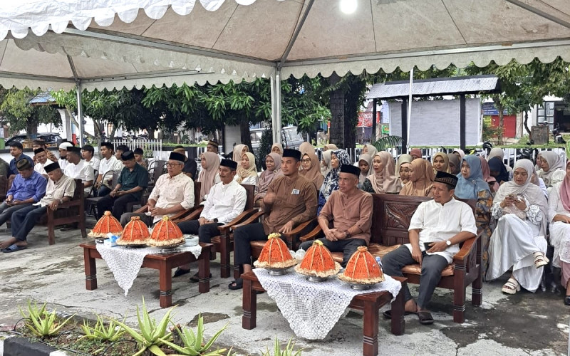 Dihadiri Sekda Sinjai, Buka Puasa Bersama Diskopnaker Berlangsung Khidmat