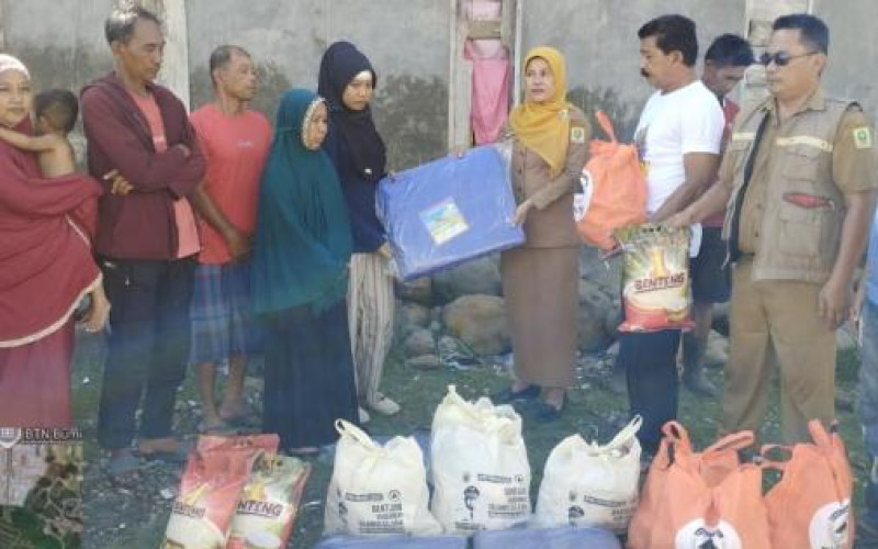 Pemkab Sinjai Salurkan Bantuan untuk Korban Kebakaran di Lappa, BPBD Imbau Warga Waspada