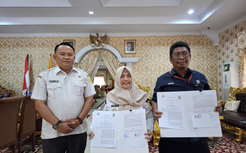 Gandeng PT Semen Tonasa, Pemkab Sinjai Olah Sampah Rumah Tangga Jadi Bahan Bakar RDF