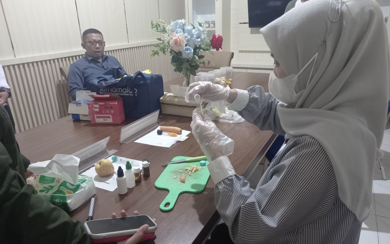 Perkuat Keamanan Pangan, Disketapang Sinjai dan OKKPD Sulsel Uji Sampel Bahan Baku MBG