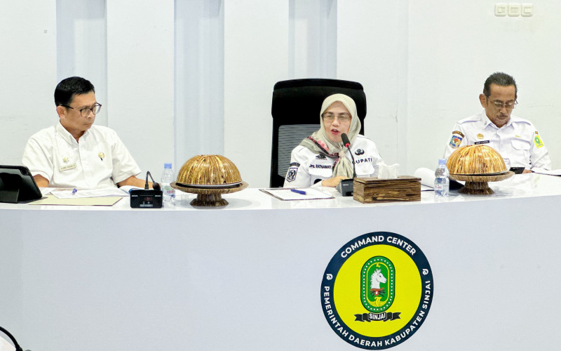 Bupati Ratnawati Pimpin Monev Pengelolaan PAD, Realisasi Semester I 2026 Tembus 51,74 Persen