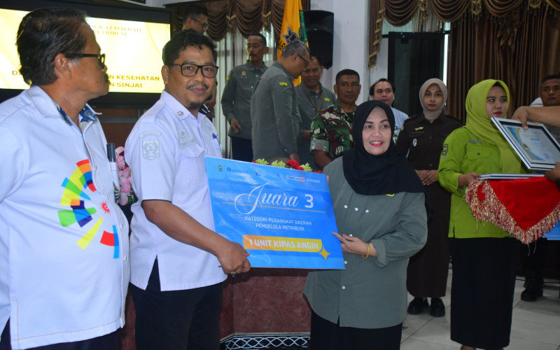 Bupati Sinjai Serahkan Penghargaan, Ini Daftar Juara SIPAKATAU QRIS Competition 2026