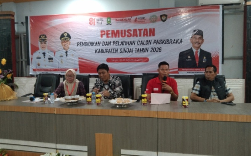 Kadispora Sinjai Bekali 70 Calon Paskibraka, Tekankan Peran Pemuda dalam Pembangunan Daerah