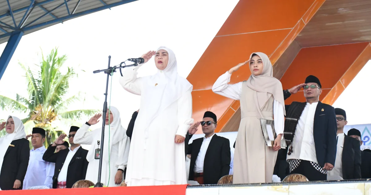 Bupati Ratnawati Jadi Irup pada Apel Hari Santri 2025 di Alun-Alun Sinjai Bersatu