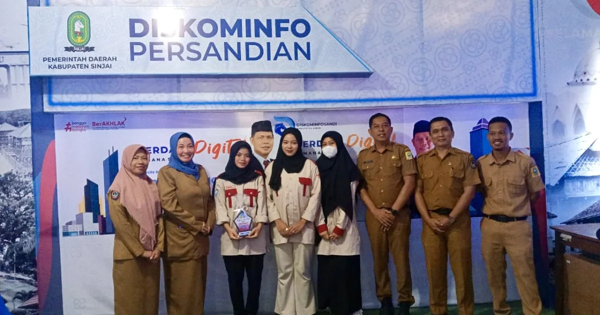 Pelepasan Peserta PKL SMKN 2 Sinjai, Plt Sekretaris Diskominfo Titip Pesan