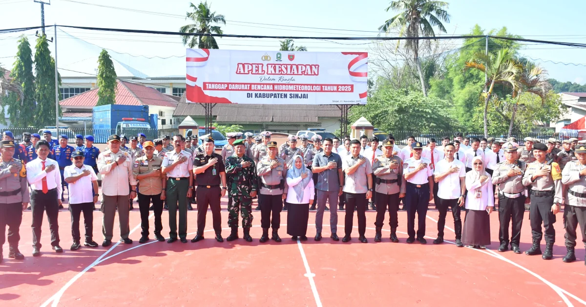 Dihadiri Bupati, Polres Sinjai Gelar Apel Kesiapan Tanggap Darurat Bencana Hidrometeorologi 2025