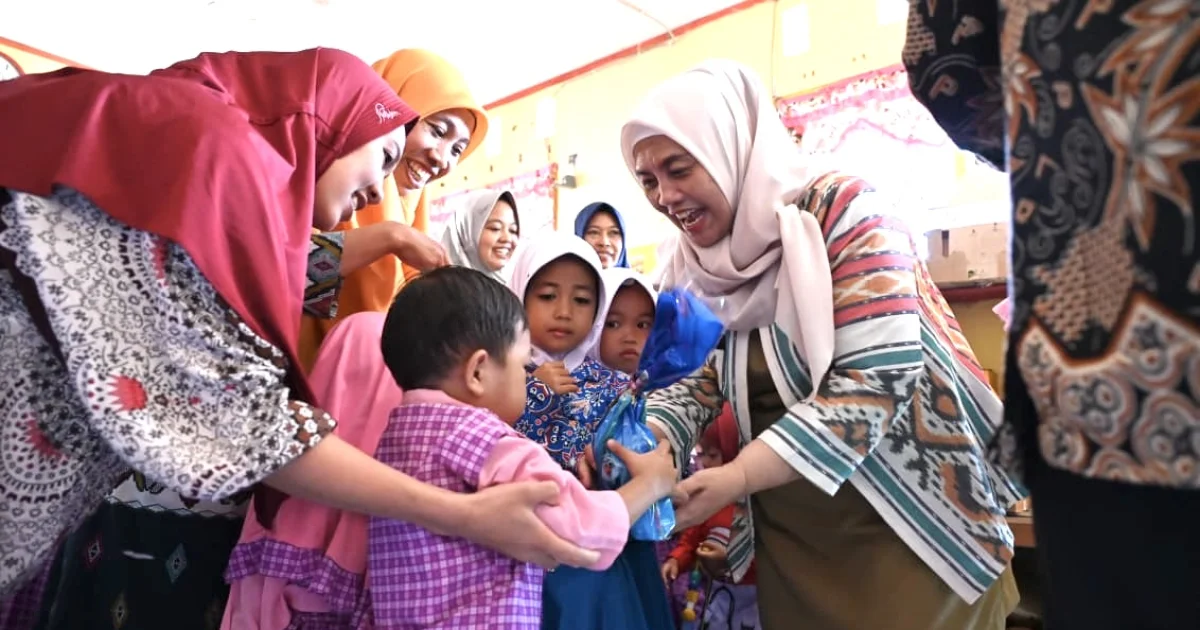 Bupati Ratnawati Ajak Wujudkan Sinjai sebagai Daerah Ramah Anak di Hari Anak Sedunia