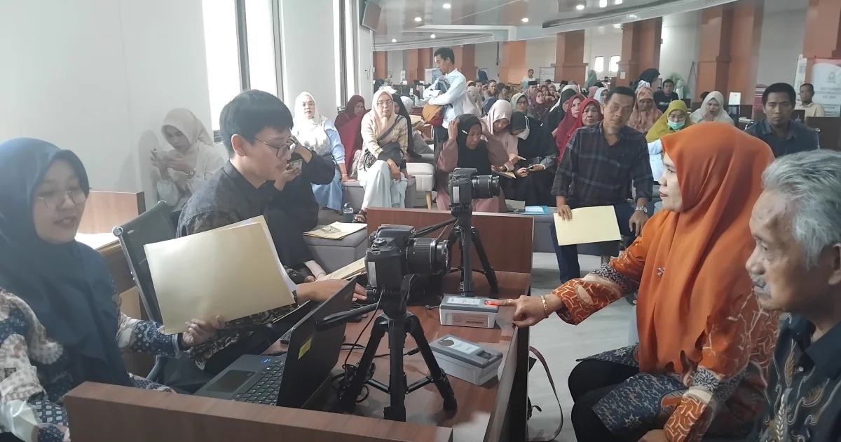 Kantor Imigrasi Makassar Berikan Layanan Penerbitan Paspor di MPP Sinjai, Warga Membludak