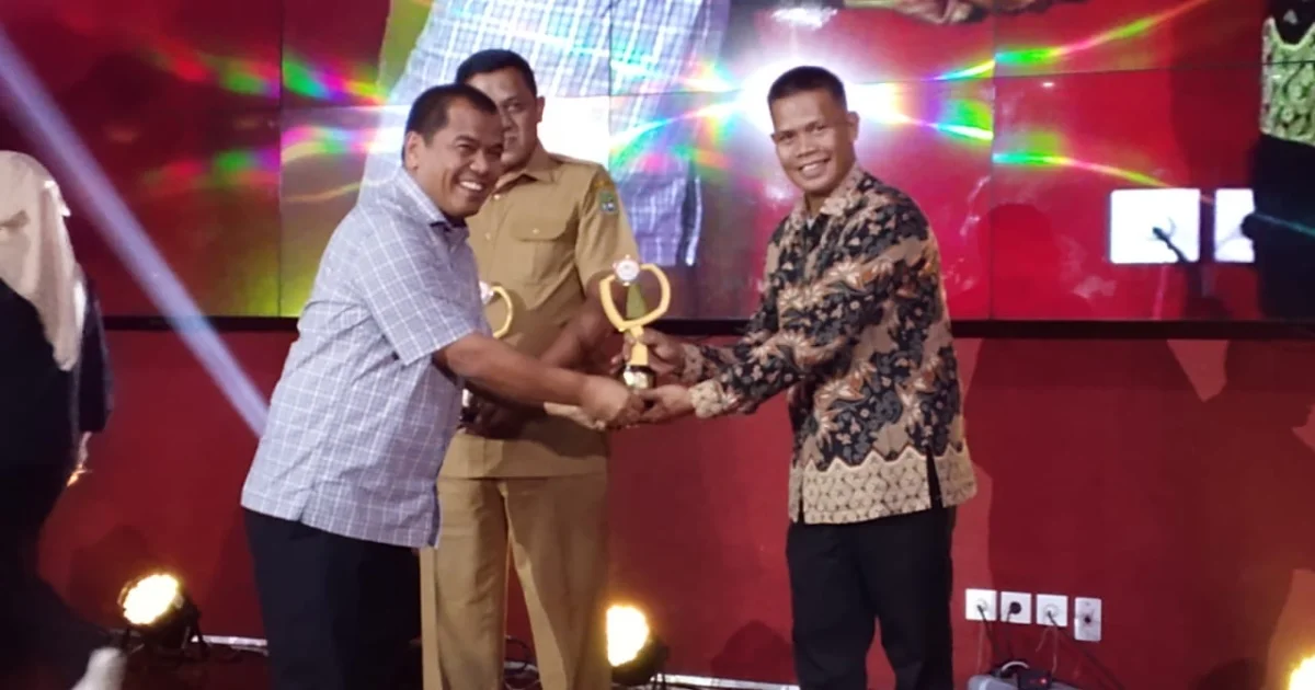 Prestasi Gemilang Sinjai di KPID Awards 2025, Bupati Ratnawati dan Media Daerah Raih Penghargaan