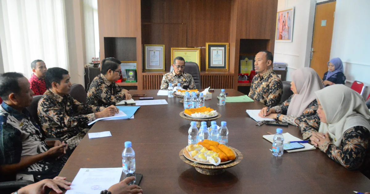  Bahas Rekomendasi Toko Ritel Modern, Sekda Pertegas Jaga Keseimbangan Pasar Tradisional