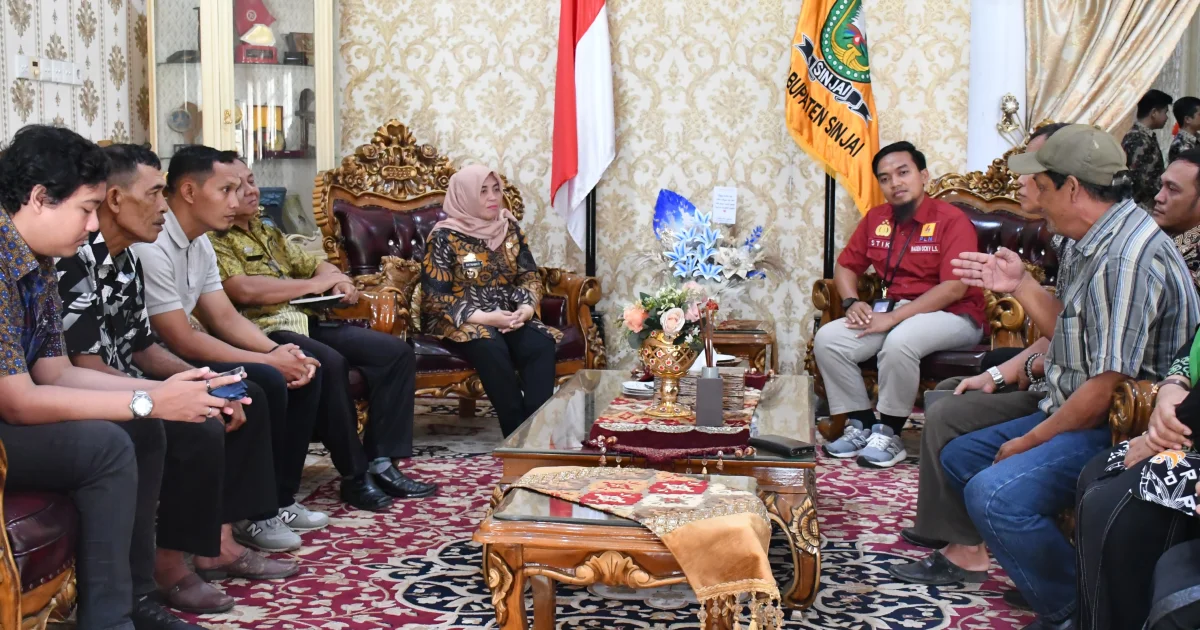 Bupati Sinjai Terima Aspirasi Warga Barunttung Terkait Kualitas Listrik