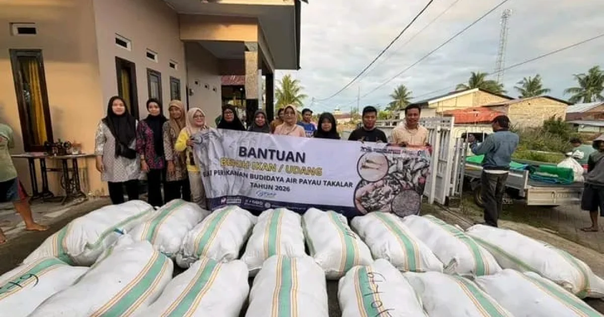 Dinas Perikanan Sinjai Gandeng BPBAP Takalar, Salurkan 1,2 Juta Benih Udang Windu di Lappa