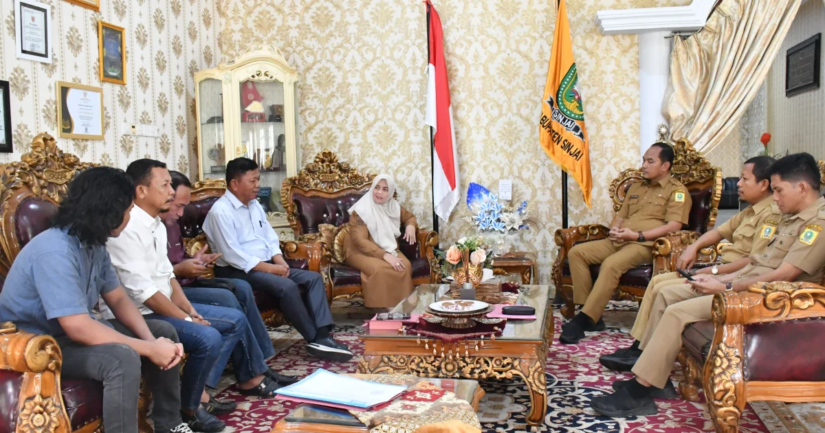 Terima Audiensi Pengurus Koperasi Merah Putih, Bupati Sinjai Bahas Rencana Pembangunan Gerai di Sinjai Utara