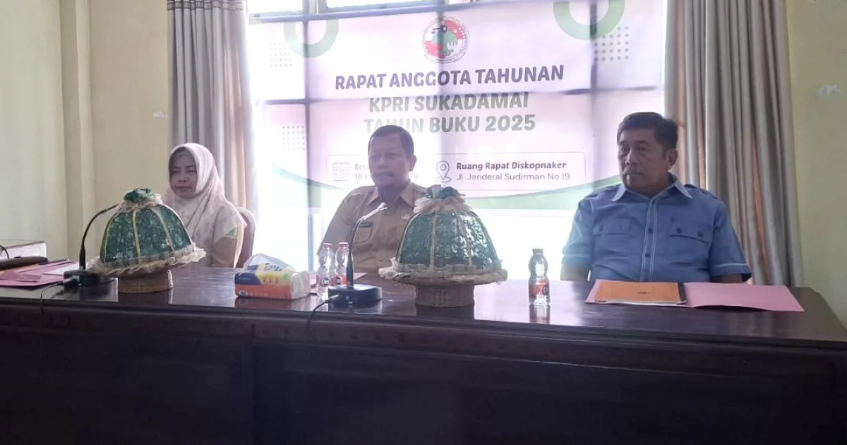Buka RAT KPRI Sukadamai, Kadiskopnaker Sinjai Mandat Jadi Percontohan Koperasi di Daerah